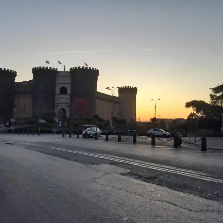 San Carlo House נאפולי